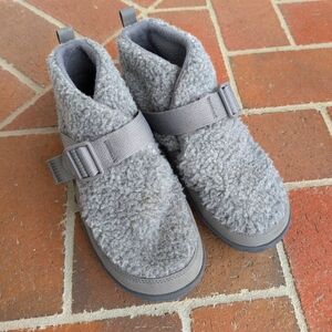 { Chaco } Kids Fleece Rambler Shoes Slippers